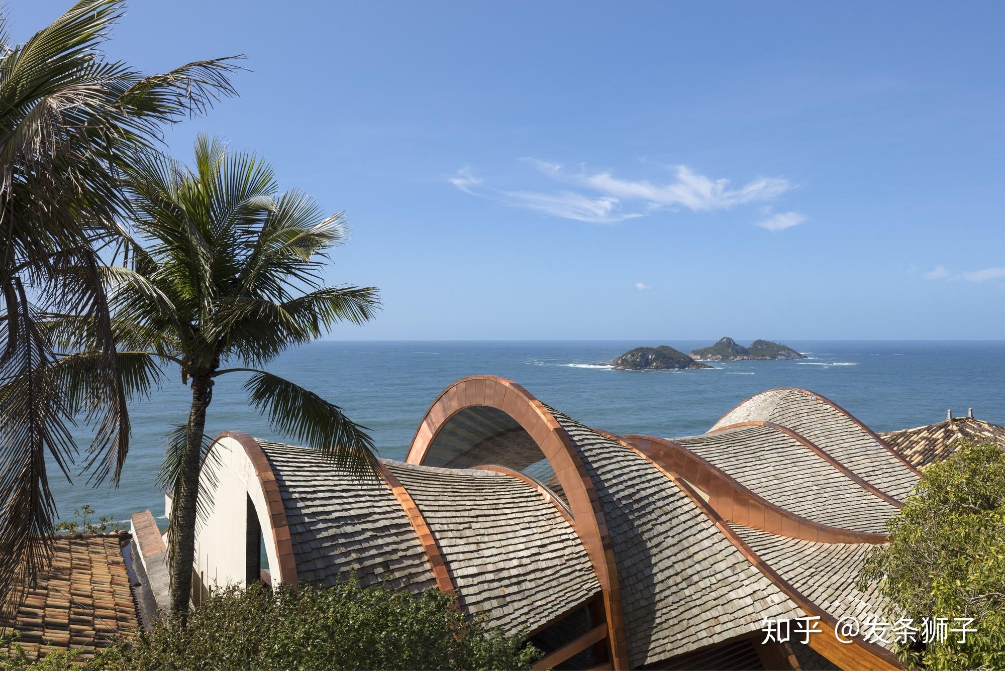 来自大海的灵感似海浪般起伏的屋顶