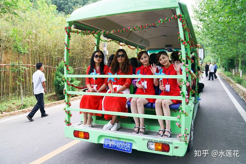 豫西大峡谷全国双胞胎漂流节 百对双胞胎游客眼花缭乱分不清