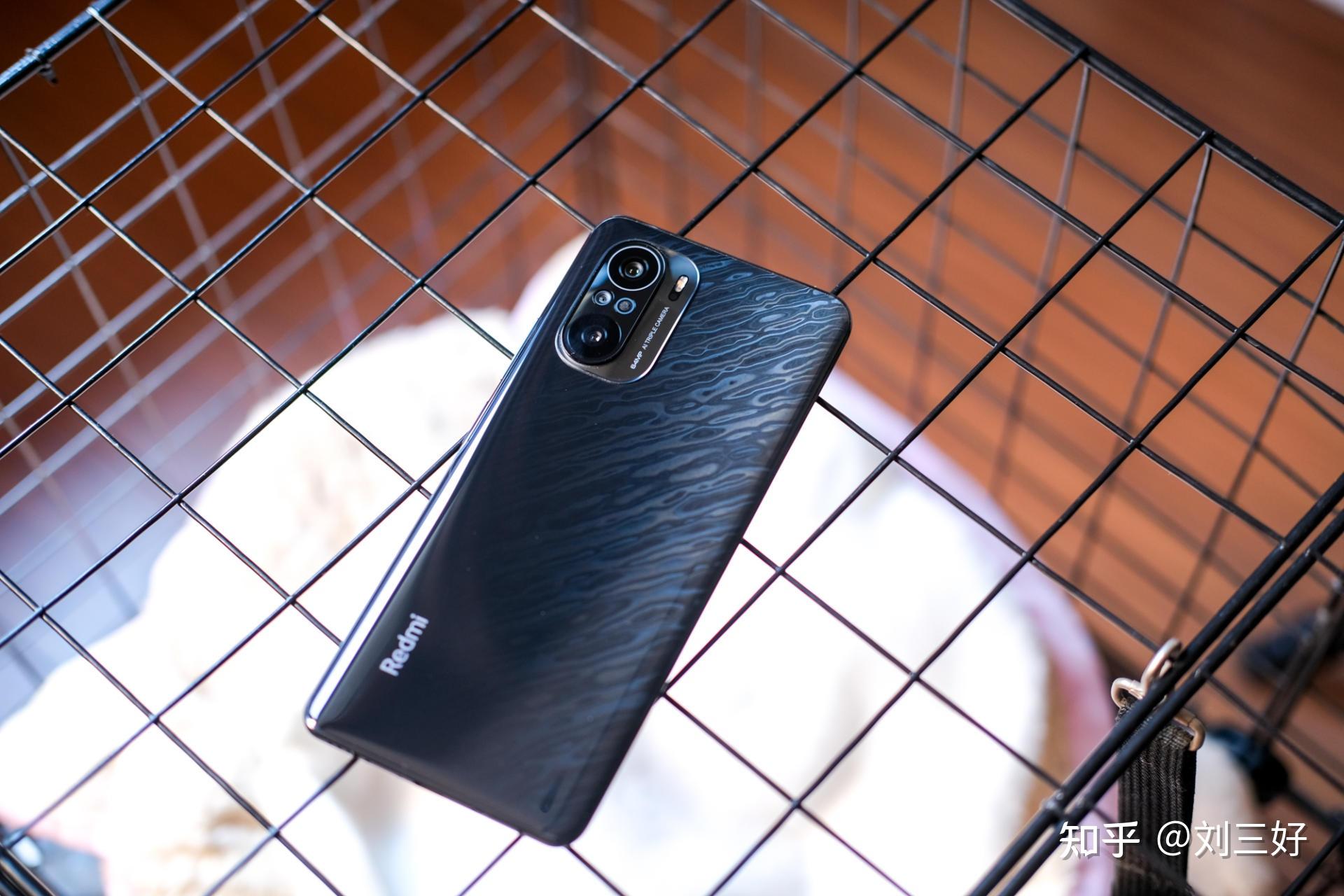 红米k40pro墨羽色体验虽有不足但仍是一台非常狠的旗舰