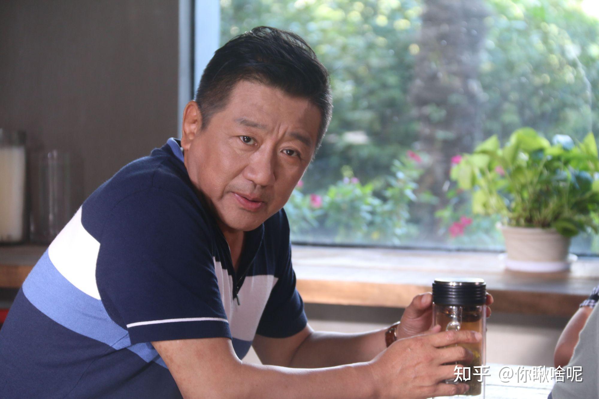 丁勇岱:儿子是知名导演,如今65岁的我不敢老去,还要照顾老母亲 - 知乎