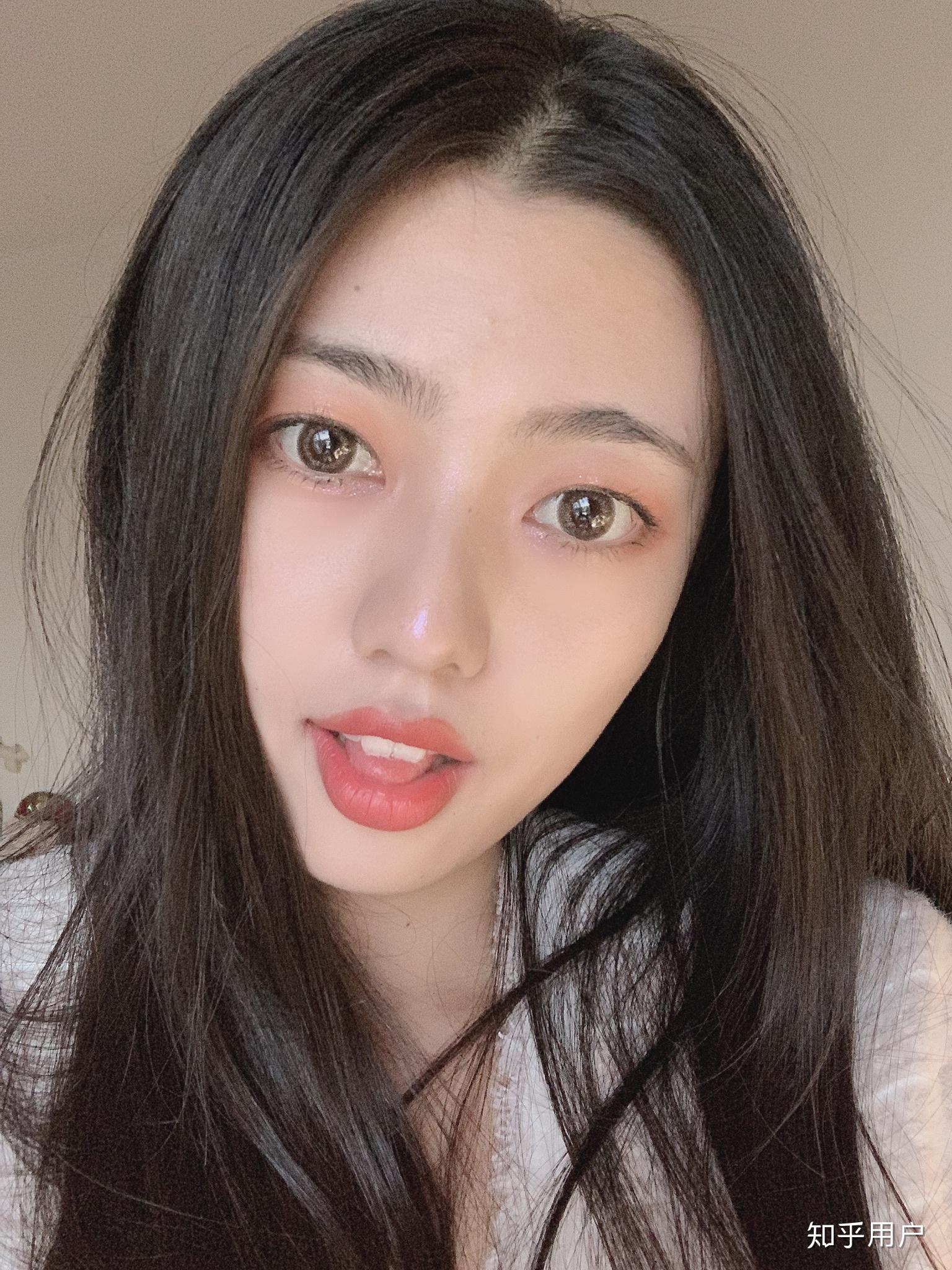 女生有一双好看的眼睛是一种怎样的体验