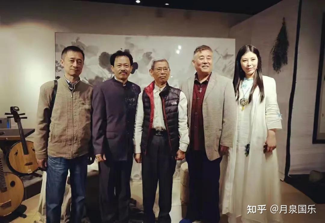 广州学中阮被你捧在手心的阮先生是个有故事的乐器