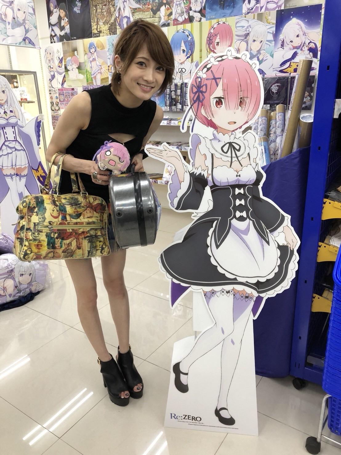 头条少女专访01日本女孩ayasa绚沙美丽与帅气并存