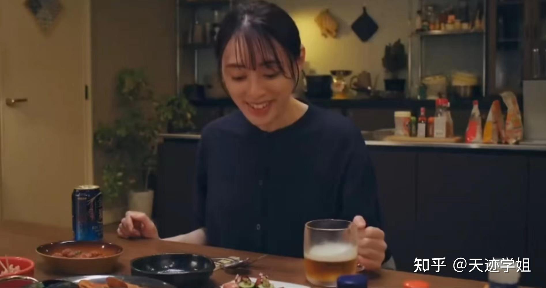 高分日剧《晚酌的流派》,36岁单身女性的晚酌生活:欲望与自律的完美平衡。 - 知乎