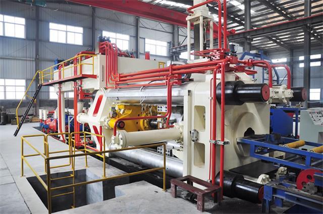 铝合金型材加工厂如何选择更合适的挤压机设备