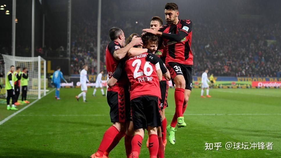 主队弗赖堡主场迎战劲旅多特蒙德球迷免费观看入口无需下载任何插件一键直达比赛现场