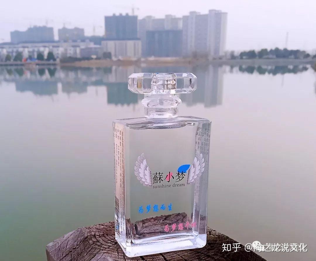 苏小梦江小白谷小酒社交白酒定义新一代新喝酒方式