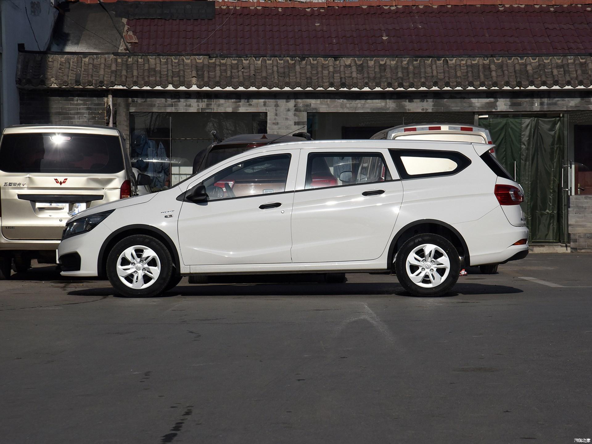 目前,宝骏310w即将重磅出击汽车之家倾力打造的购车嘉年华,届时将有立