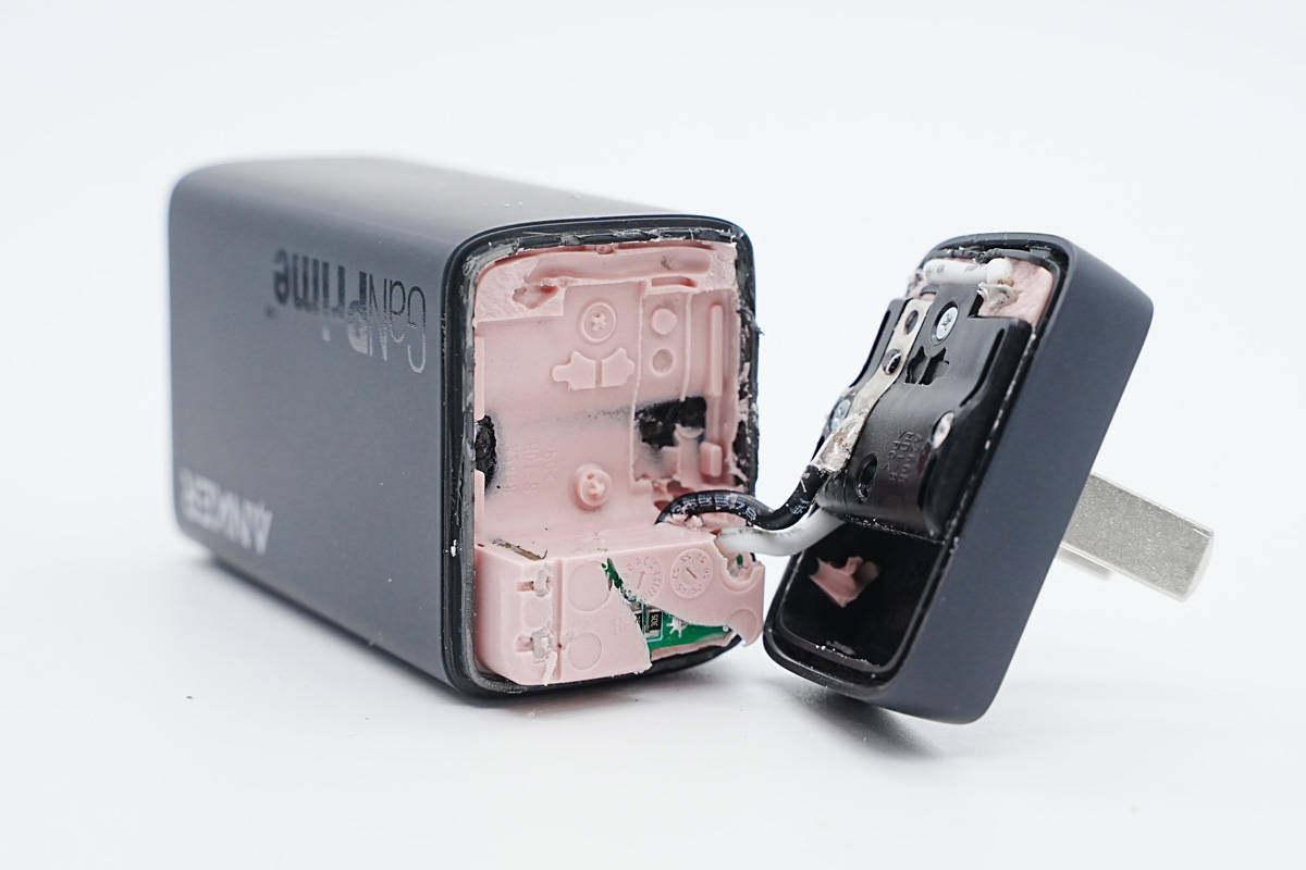 安克65w全氮化镓充电器拆解