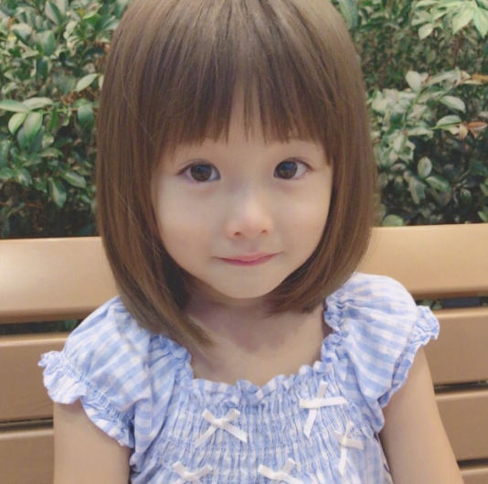 4岁女宝发型短发可爱图片
