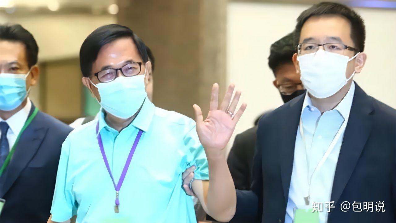 他还因此得到陈水扁的赏识,得到了嘉奖,升任台湾当局的伪内政部警政署