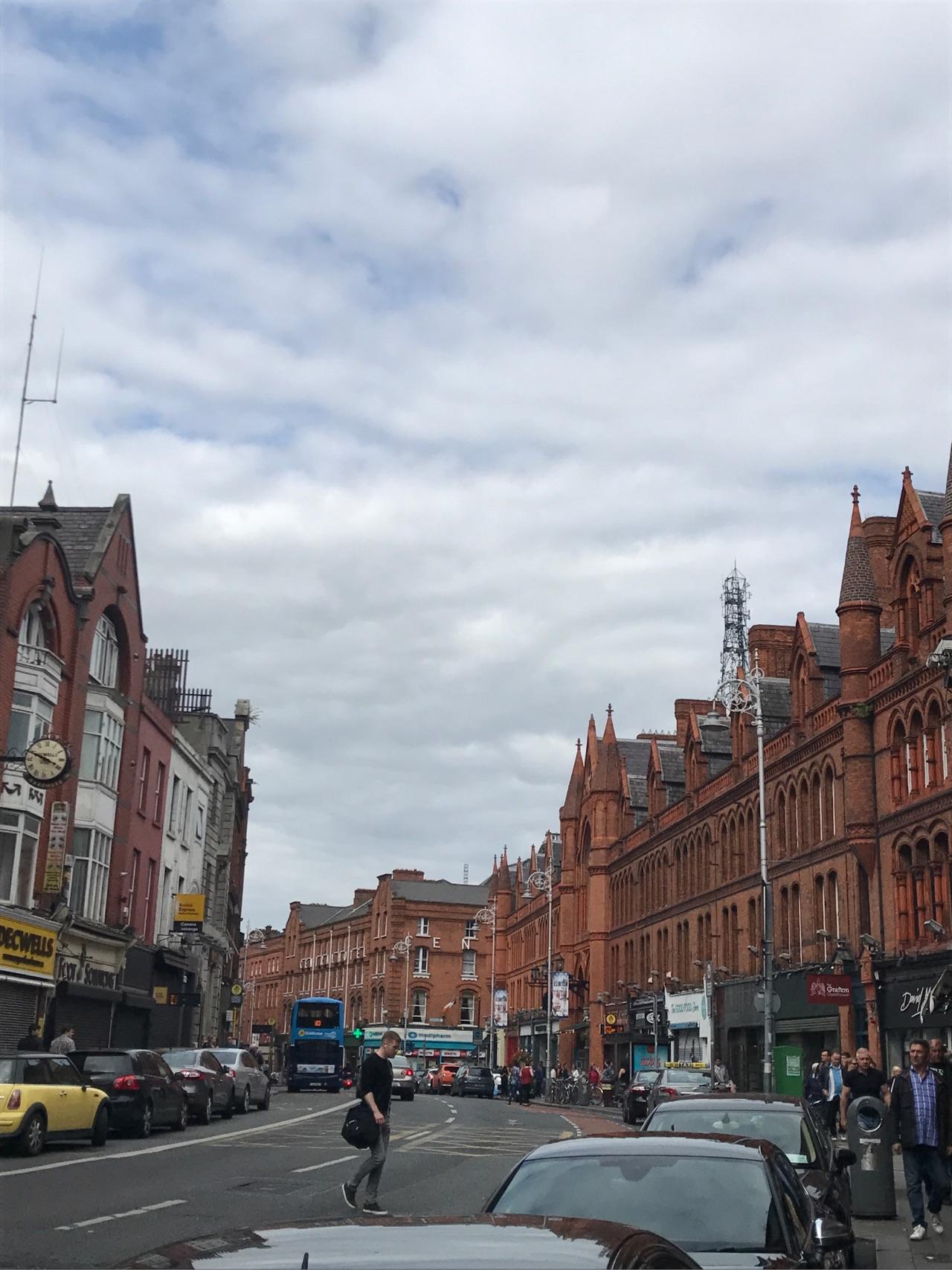 爱尔兰留学对比英国怎样?