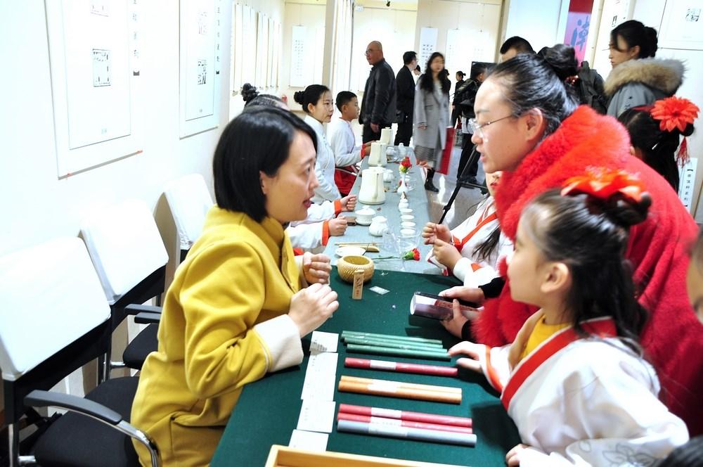 瀚海寻真野石书法工作室2019学员临帖展暨名家笔会在兰州隆重开幕