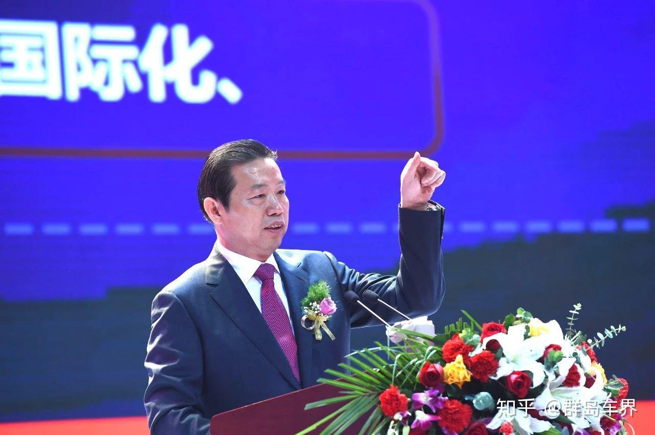 淮海控股集团董事长安继文分别作了《落实高质量,强推锂电化,实现国际