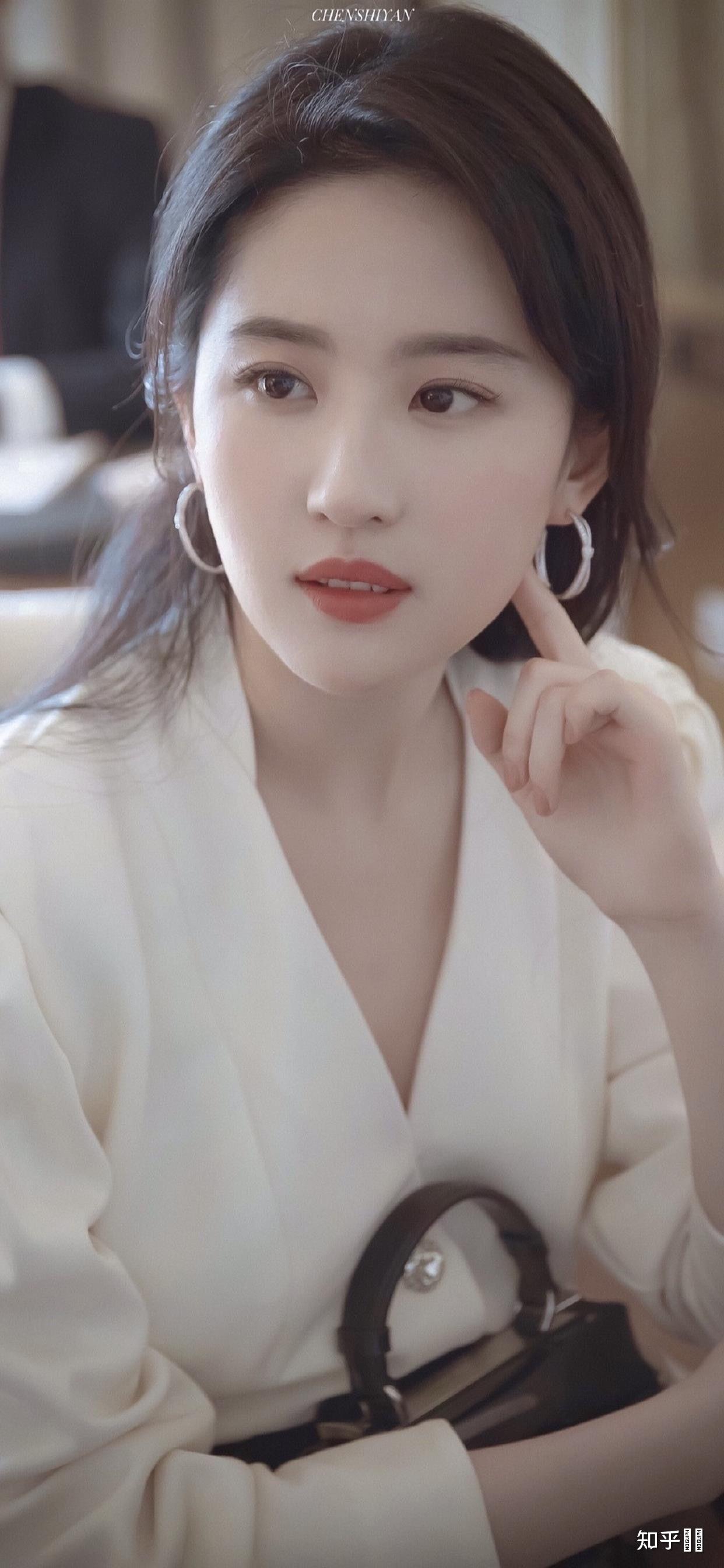 胡歌刘亦菲已领证是真的吗