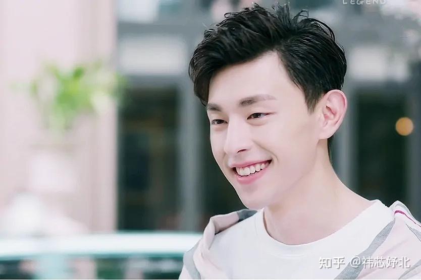 的柳千仁,2016年《燃情大地》的马除夕,2016年《爱情上上签》的孙小飞