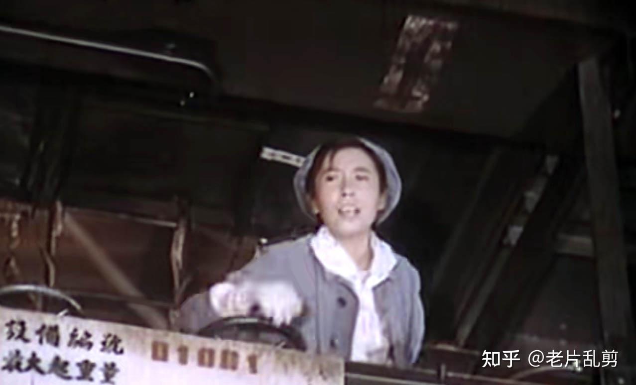 笑逐颜开》中饰演王丽云1959年参演白杨主演《金玉姬》片中饰演刘桂兰