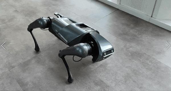 深度体验小米铁蛋机器狗作揖卖萌后空翻六大黑科技揭秘