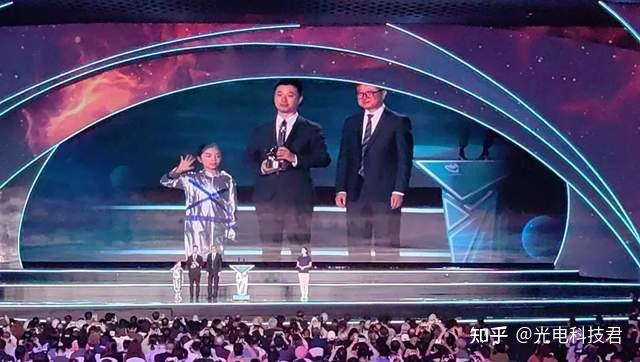 海漄《时空画师》创作历程曝光,刘慈欣早有预言 - 知乎