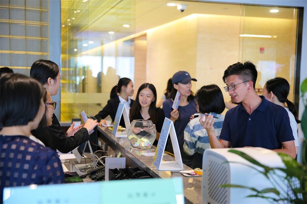 左巢商务社区巢嗨的福利下午茶一起感受巢味金秋