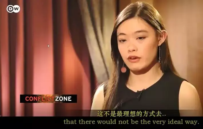 看过世界更爱祖国留学生三种语言怒怼香港废青