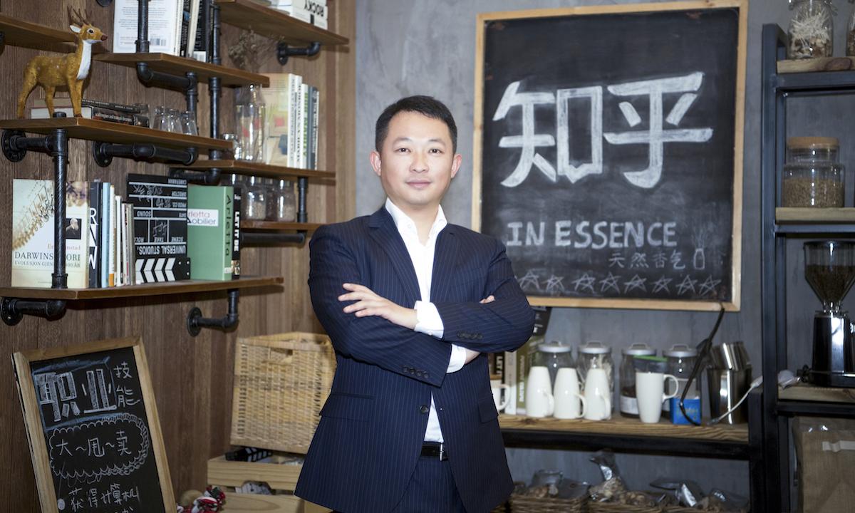 【猎云网北京】4月10日报道(文/林京)近日,知乎在纽交所正式敲钟,周源