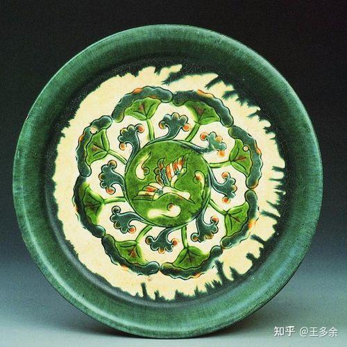 唐三彩陽刻花紋盌 唐時代 中国古玩 中国美術 唐三彩陽刻花紋盌 唐時代 中国古玩 中国美術 唐三彩陽刻花紋盌 唐時代