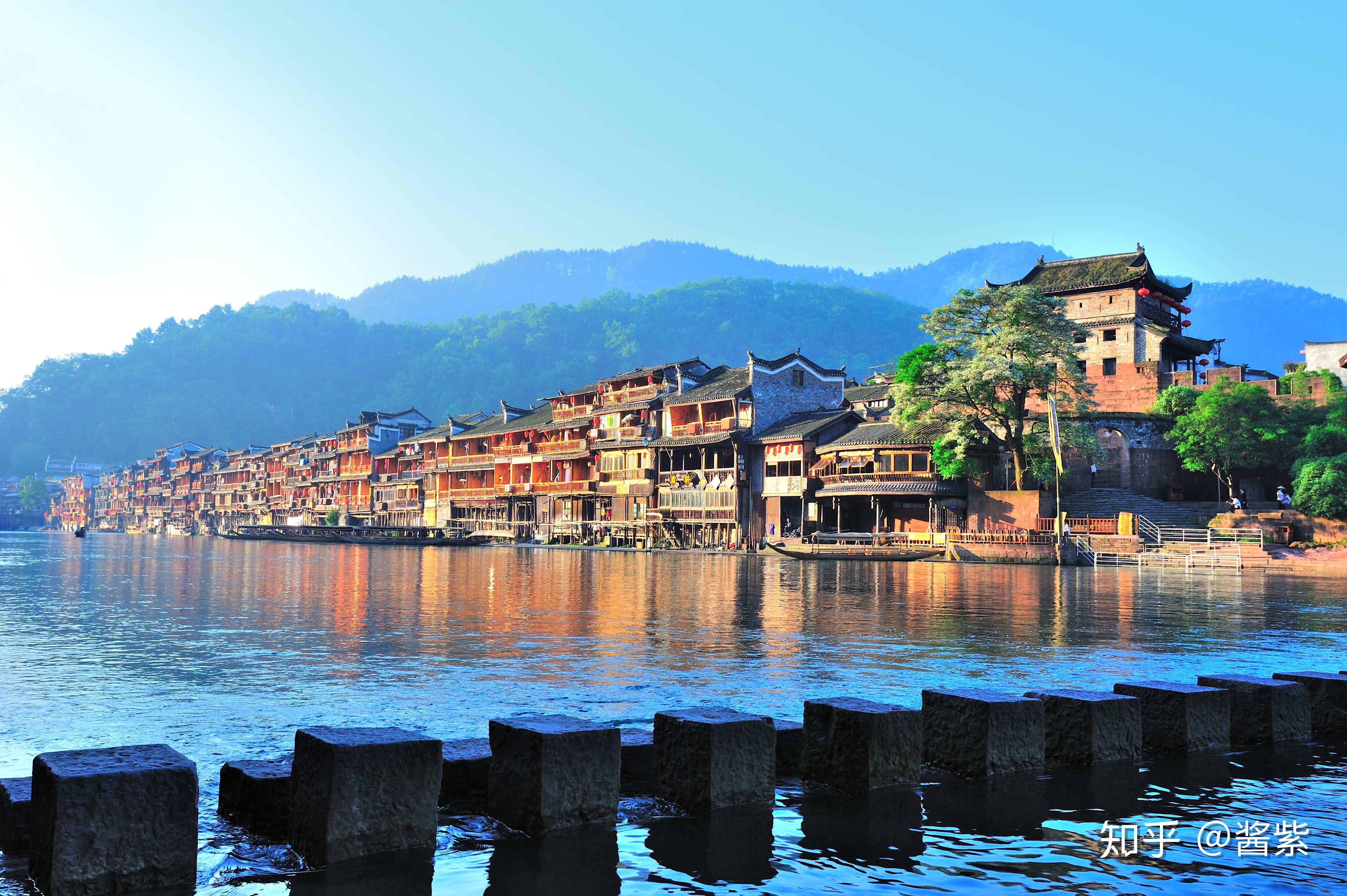 张家界凤凰3-5天怎么玩?张家界旅游攻略告诉你怎么玩转大湘西~ - 知乎