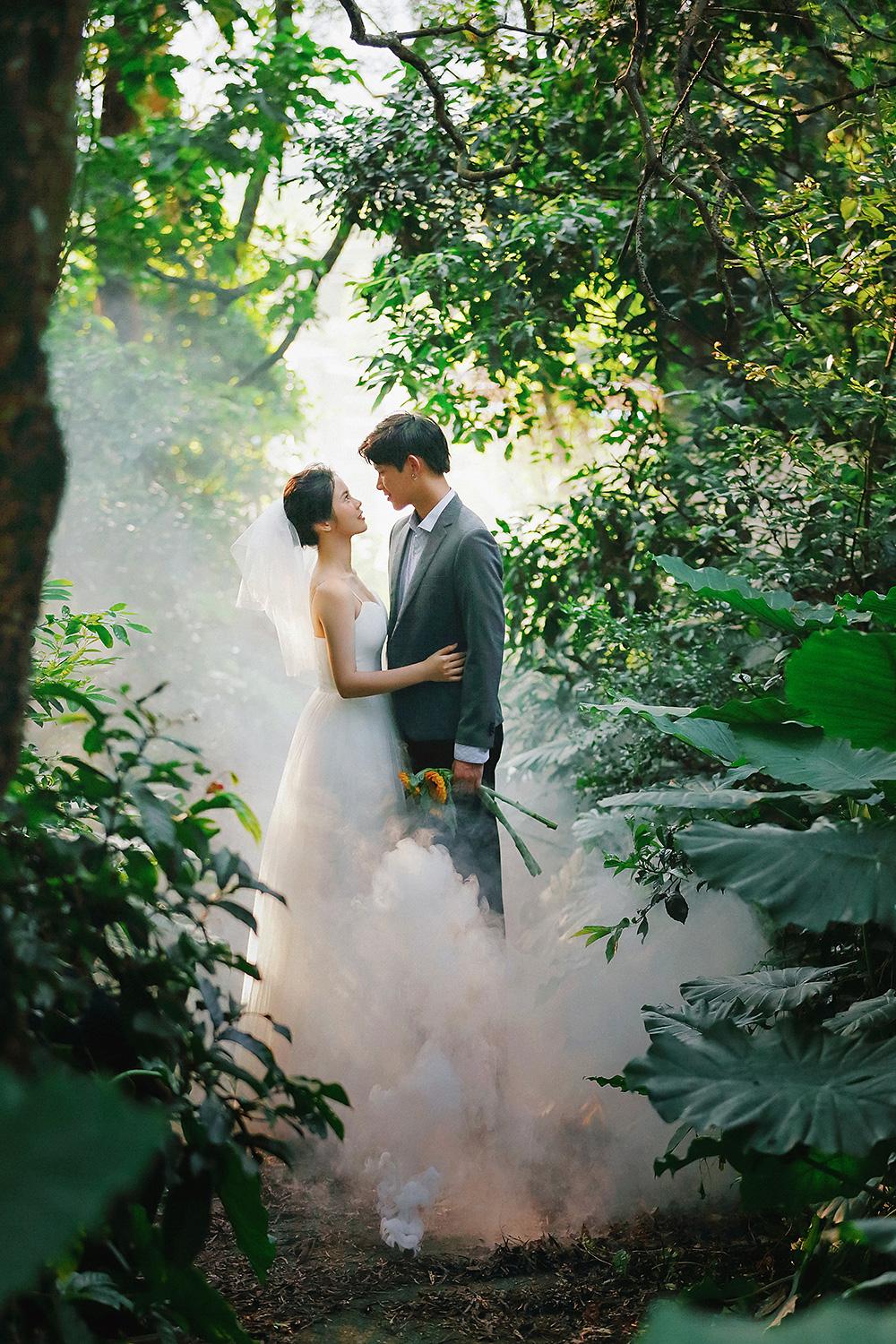 清新文艺的复古纪实风婚纱照,越自然越心动!