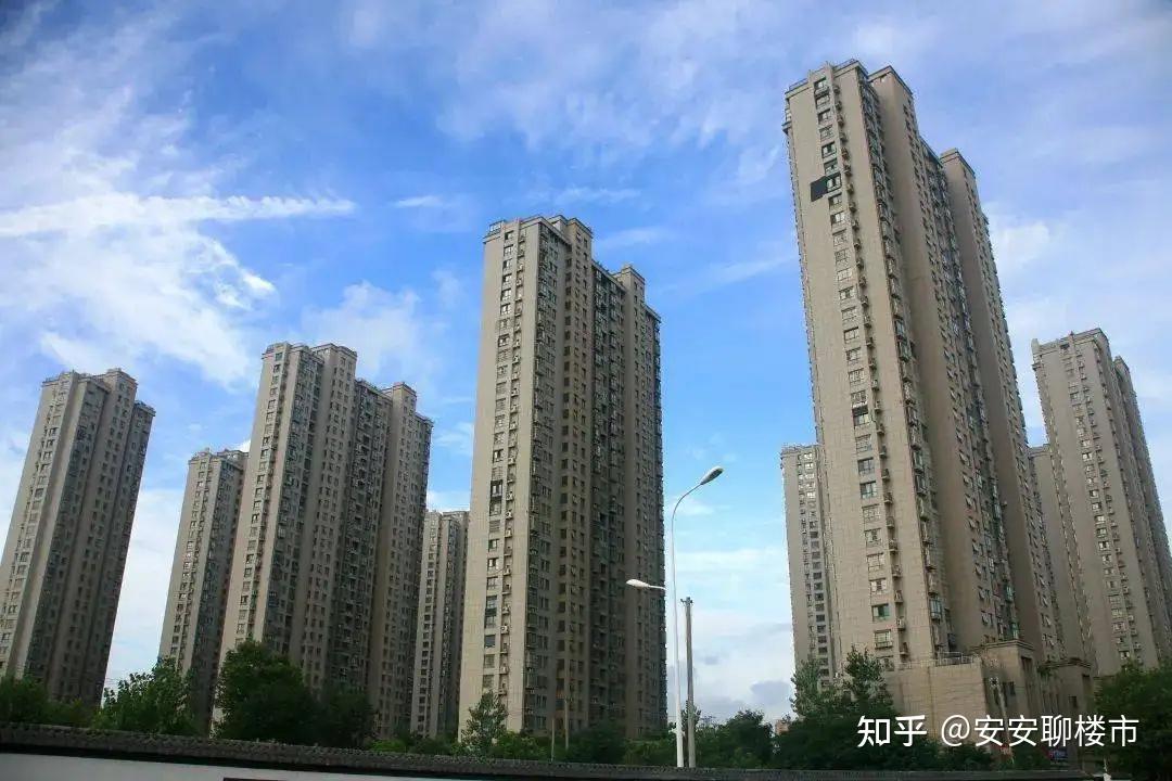 “小楼盘”和“大楼盘”有什么区别?很多人不懂,买完房就后悔! - 知乎