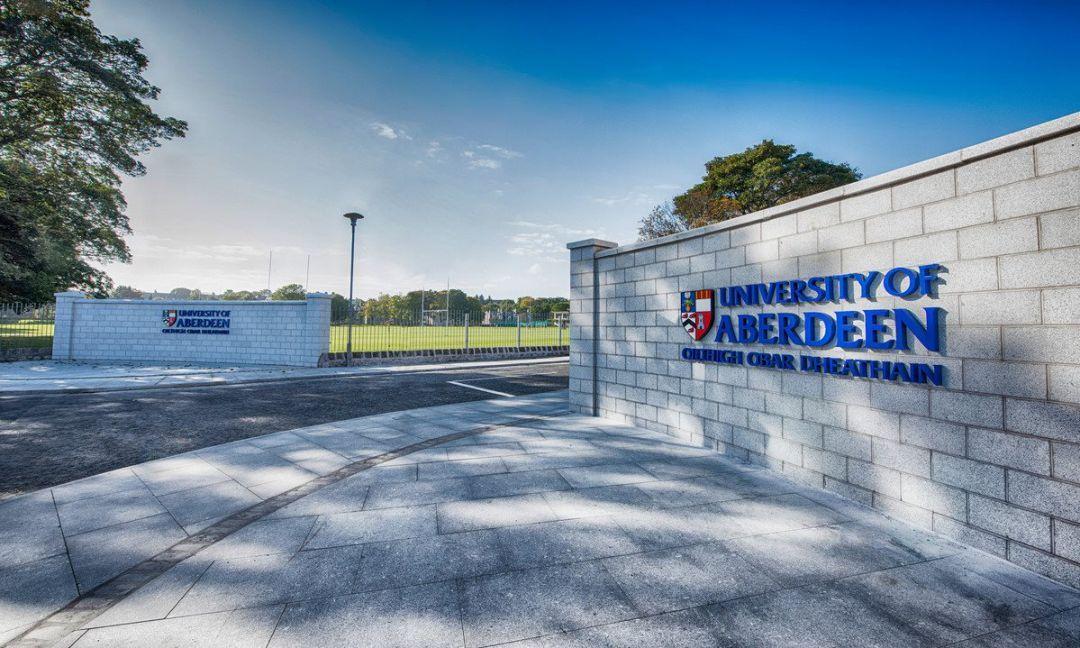 诺丁汉大学(university of nottingham)建于1881年,位于英国英格兰