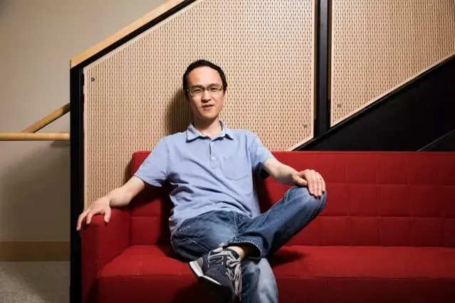 北大数学 “黄金一代” :继恽之玮、张伟、许晨阳后,朱歆文再获数学新视野奖! - 知乎