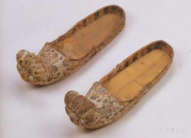 鞋履虽小,天地甚大:中国古代鞋履的发展历程 - 知乎