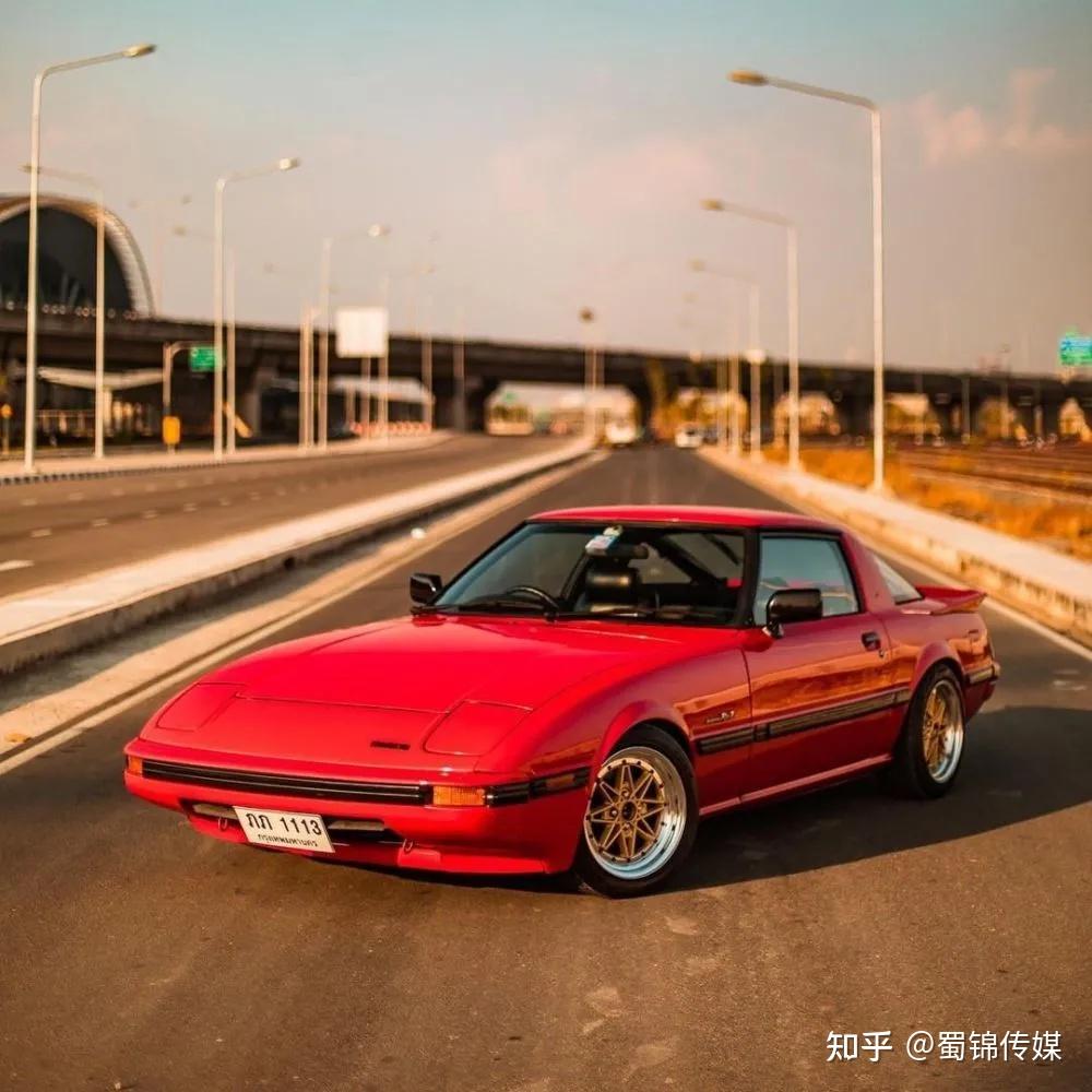 又帅又能打,马自达RX-7如今依然收到车迷热捧 - 知乎