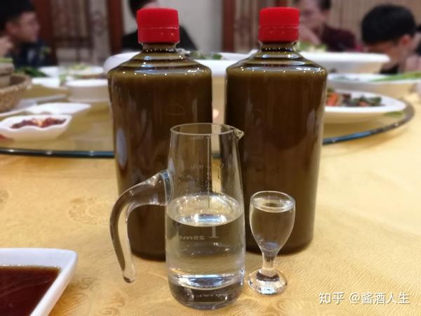 匠心釀造傳統純糧食茅臺鎮醬香酒,長期分享茅臺鎮醬香白酒專業知識