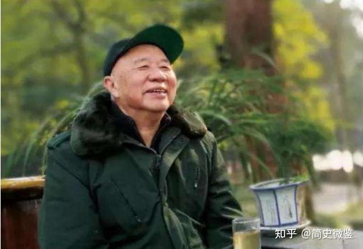 99年首富牟其中入狱妻儿赴德小28岁的小姨子却坚守16年