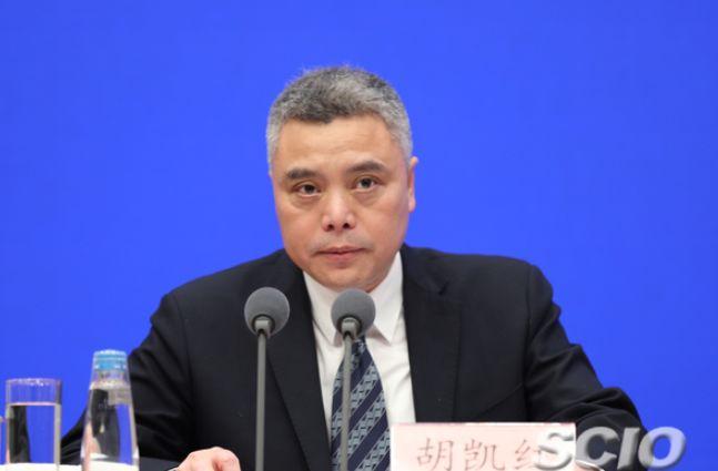 我部副部长刘小明,民航局副局长李健,国铁集团副总经理李文新,国家