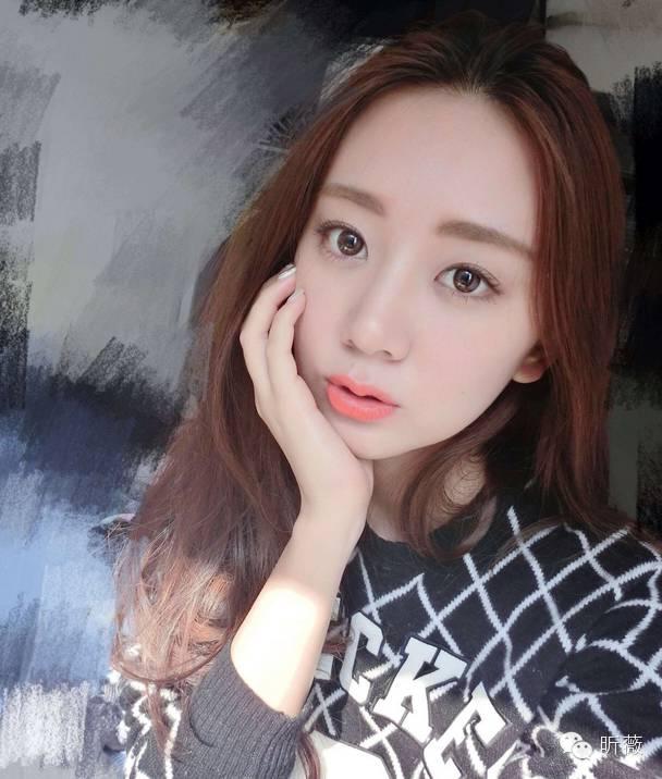 姓名:梁丽娜  年龄:25岁  身高: 171cm  体重: 46kg姓名:林玉婷  年龄