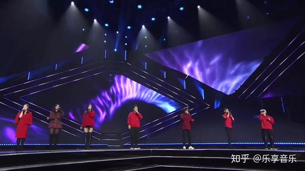 1987香港十大中文音乐典礼颁奖_2011年金球奖颁奖斯嘉丽典礼_大学生电影节颁奖典礼