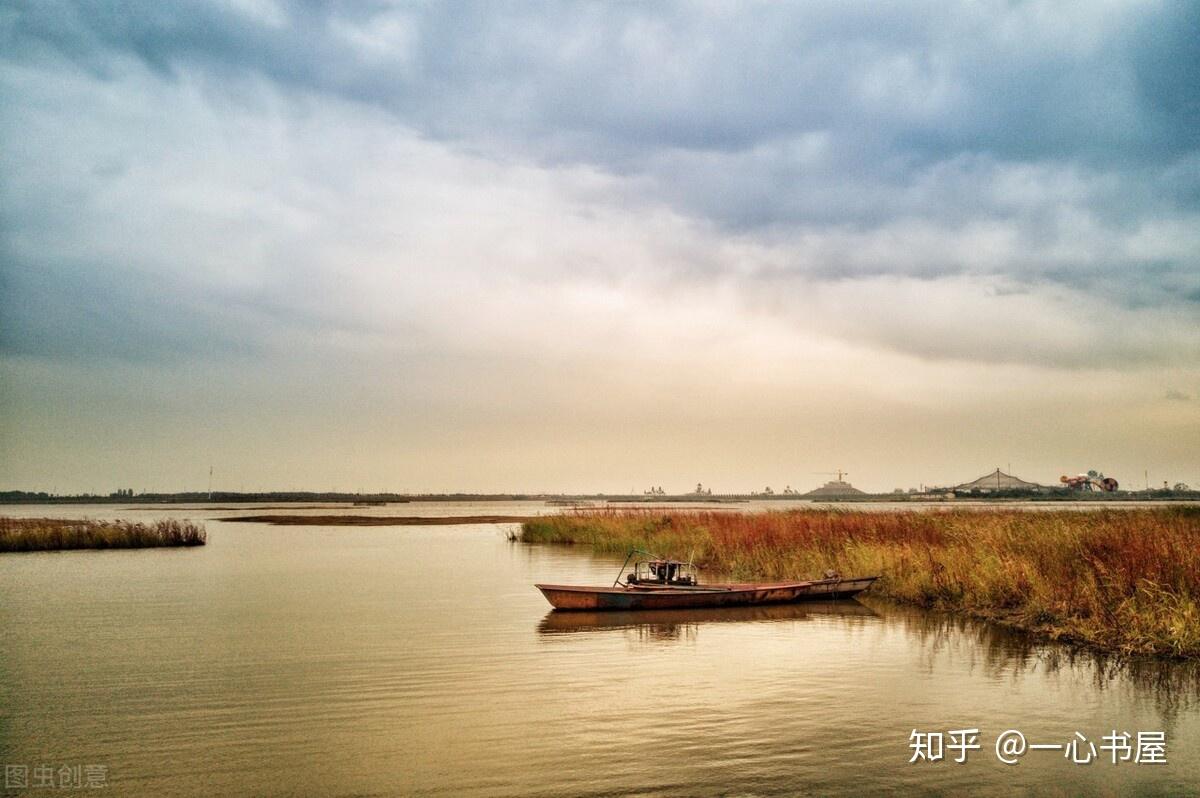 十九世紀初期,呼蘭河的街道,沒有現代都市那麼繁華.蕭紅是這樣描寫的