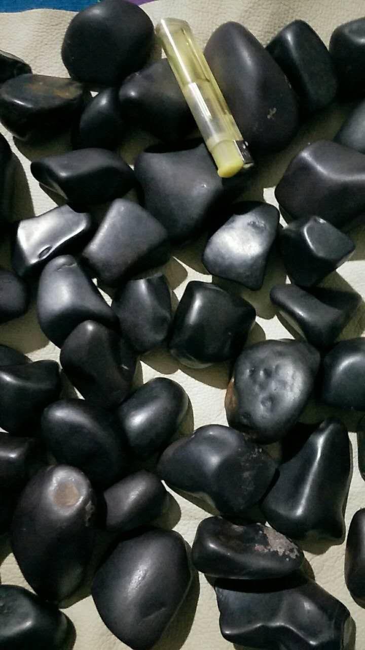 陨石是自然界诞生出的瑰宝,也是馈赠给我们的厚礼,叶遂群玉雕大师奇妙