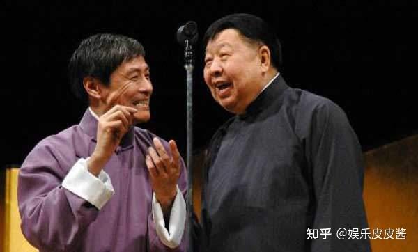 郭德纲和冯巩却走出了不同的路!