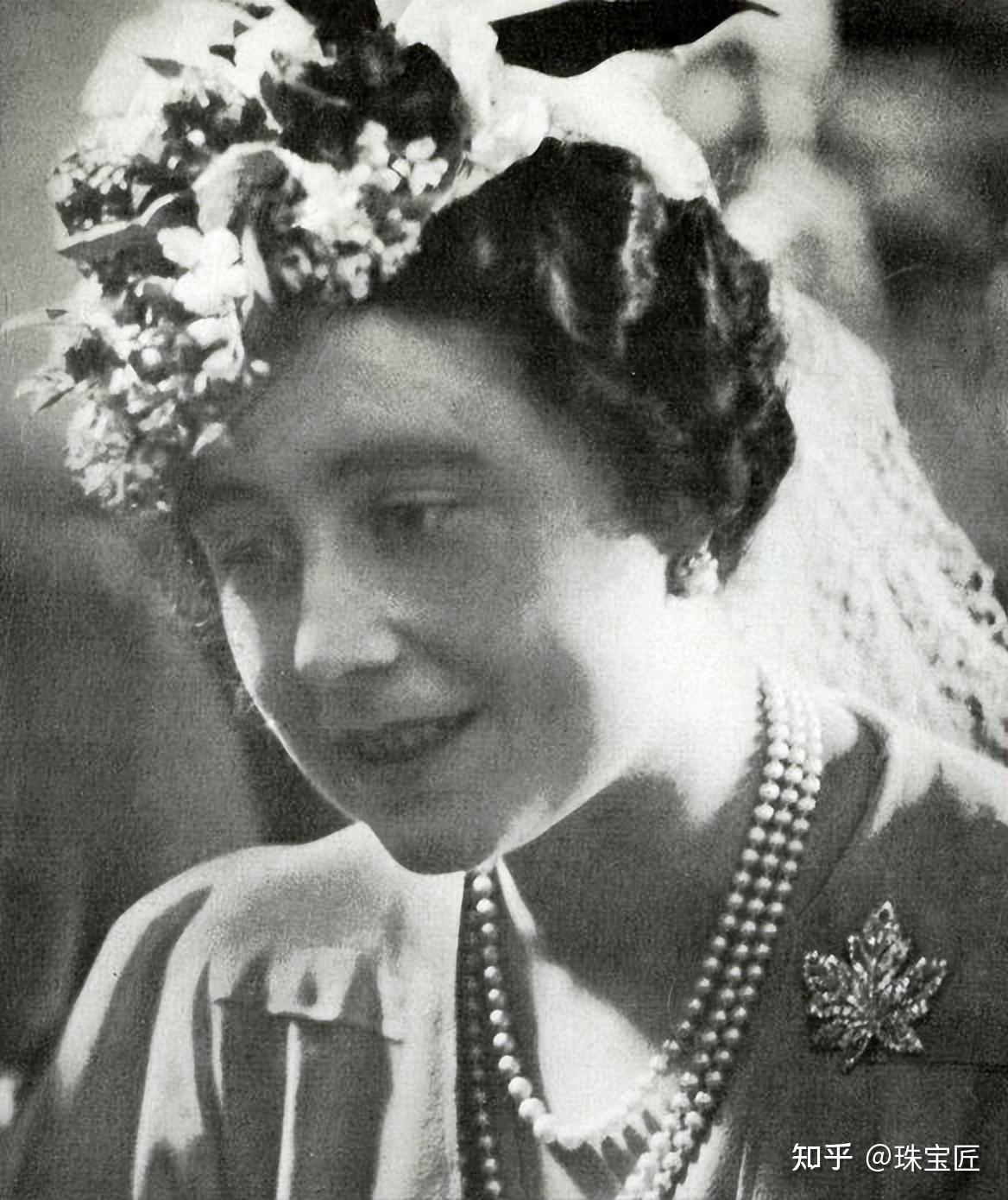 对于珠宝新人来说,胸针似乎可有可无,但对于王室来说,胸针绝对是阶级