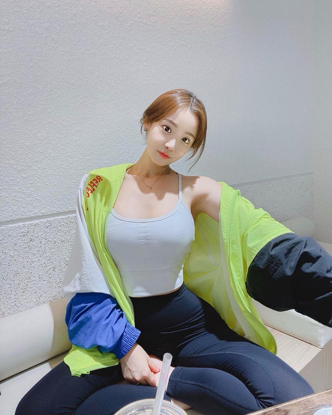 第230期韩国模特woouc健身出魔鬼身材