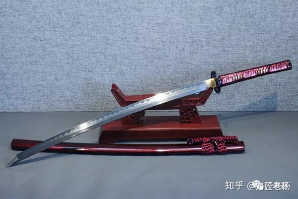 日本刀有直的吗 直刀好还是弯刀好 知乎