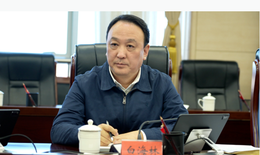宣布内蒙古自治区党委关于阿拉善盟行署主要领导任职的决定:白海林