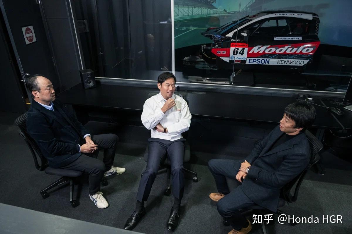 Honda赛车模拟器开发秘话——顶尖车手的感性,如何塑造“真实”