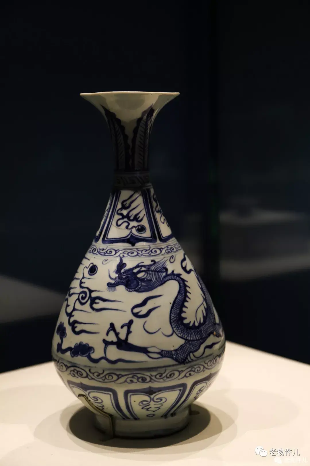 中国美術 青花花卉紋蓋盒 南京染付香合（B885）