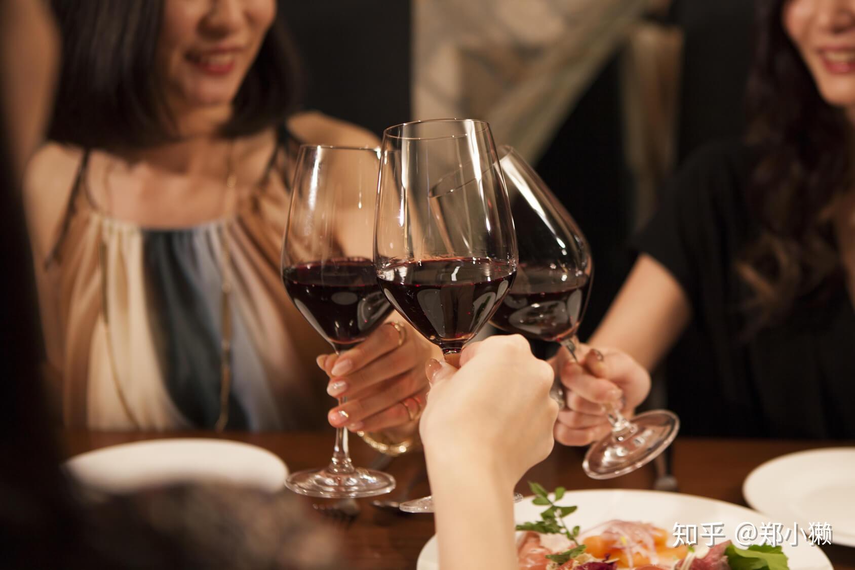 比如,作为部门经理,跟客户吃饭,或朋友聚餐,离不开红酒的陪伴吧.