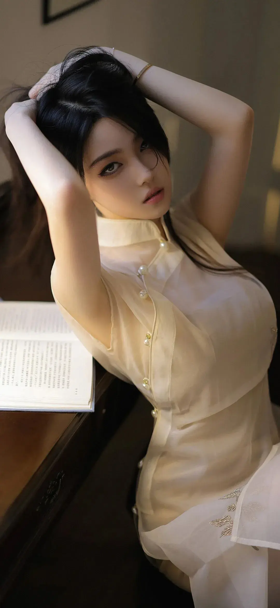 能推荐一些美女壁纸吗超清的谢谢哦?